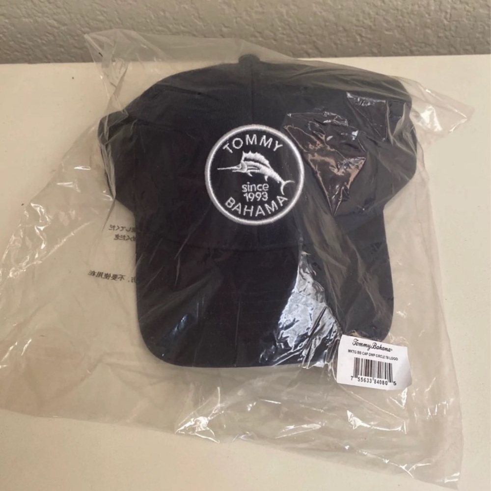 NEW Tommy Bahama BB hat